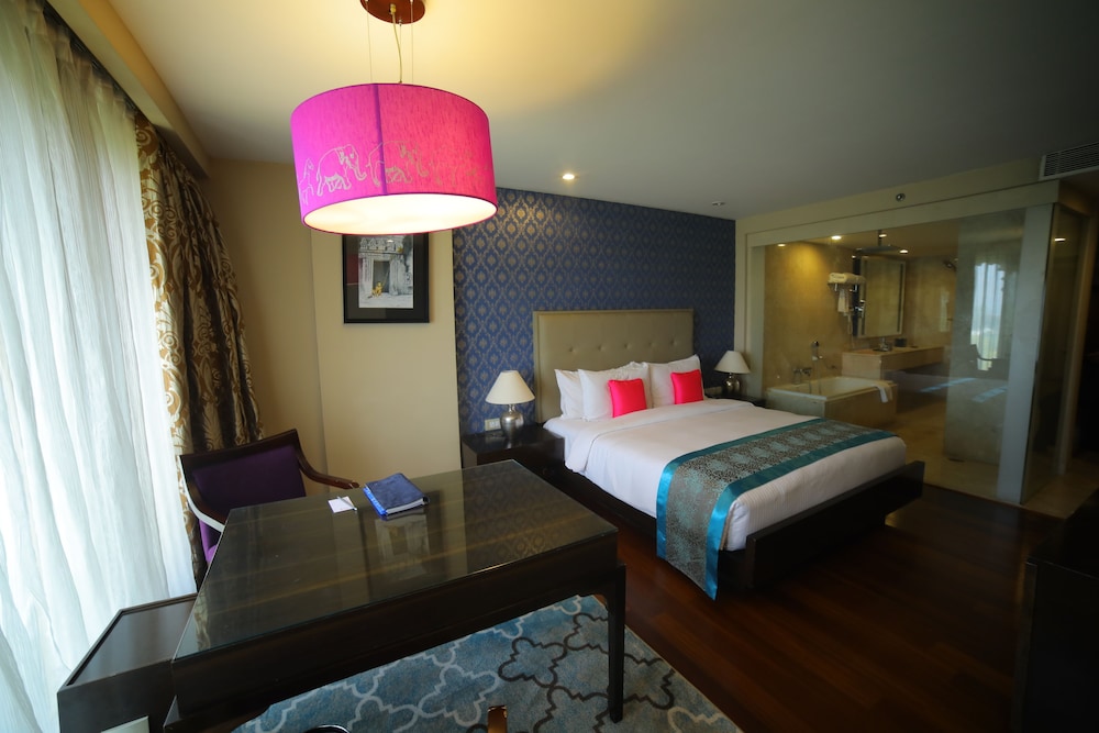 Radisson Blu Udaipur Palace Resort And Spa 37/74