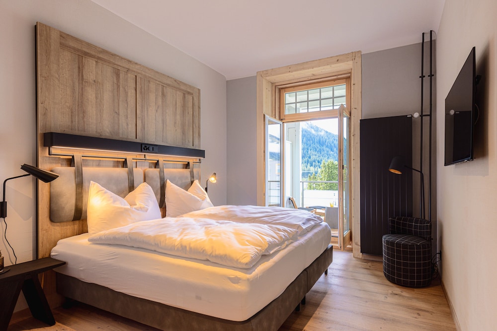 TOP ALPINE INN Davos Dorf 10/50