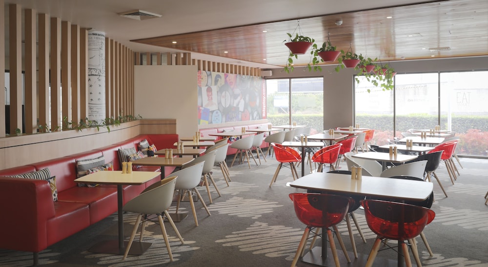IBIS SYDNEY AIRPORT 47/66