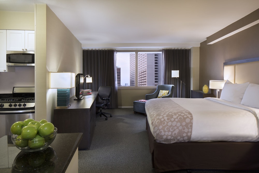 The Windsor Suites 12/44