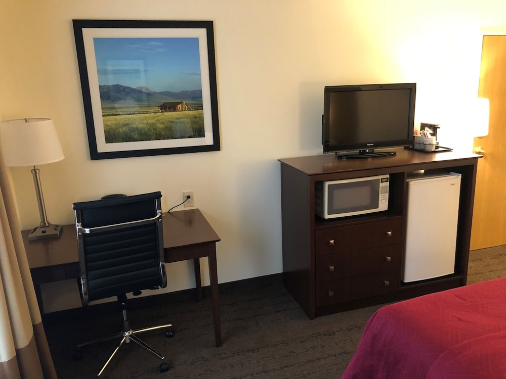 Best Western Yellowstone Crossing 41/43