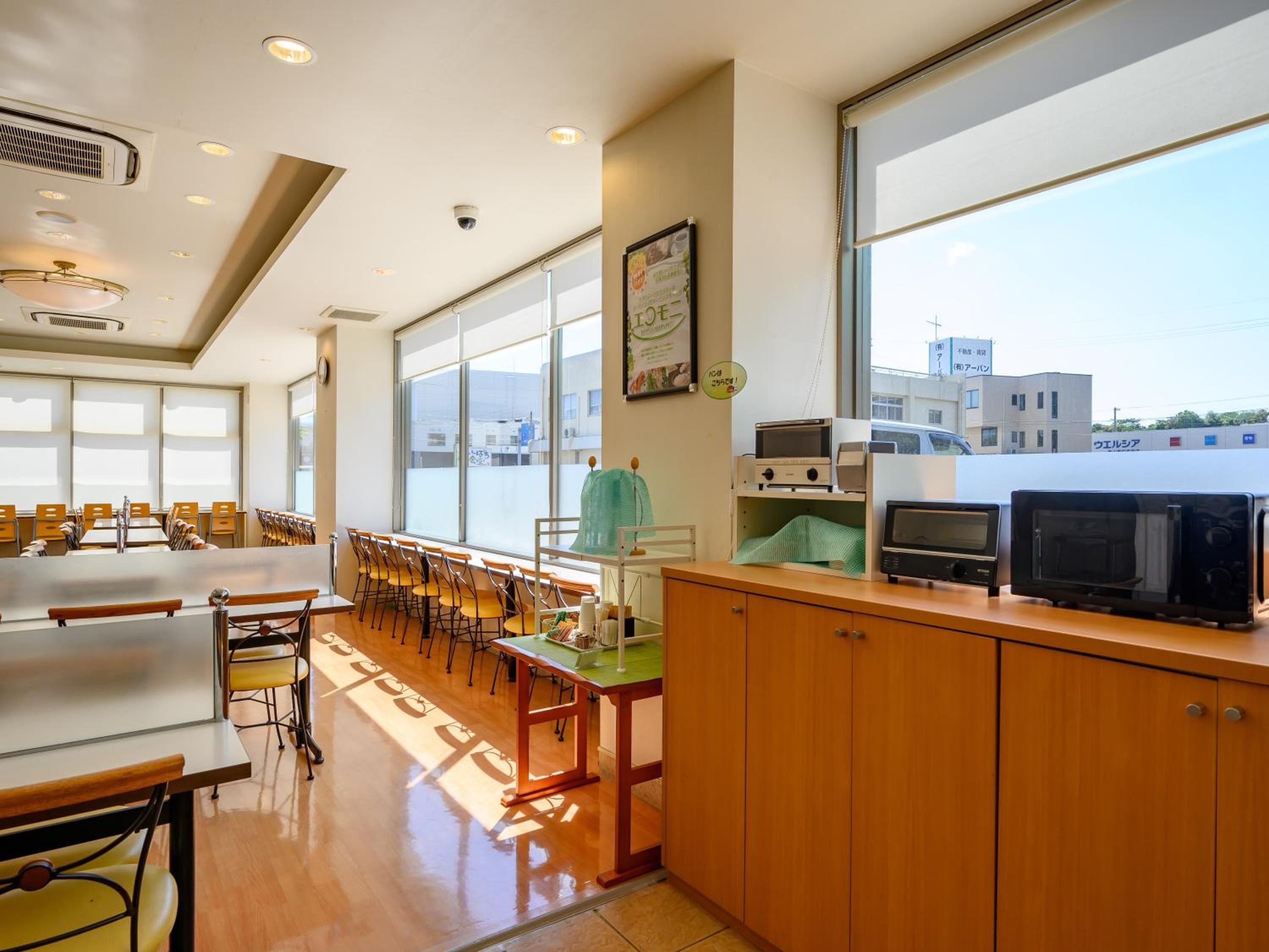 Hotel Econo Kameyama 72/85