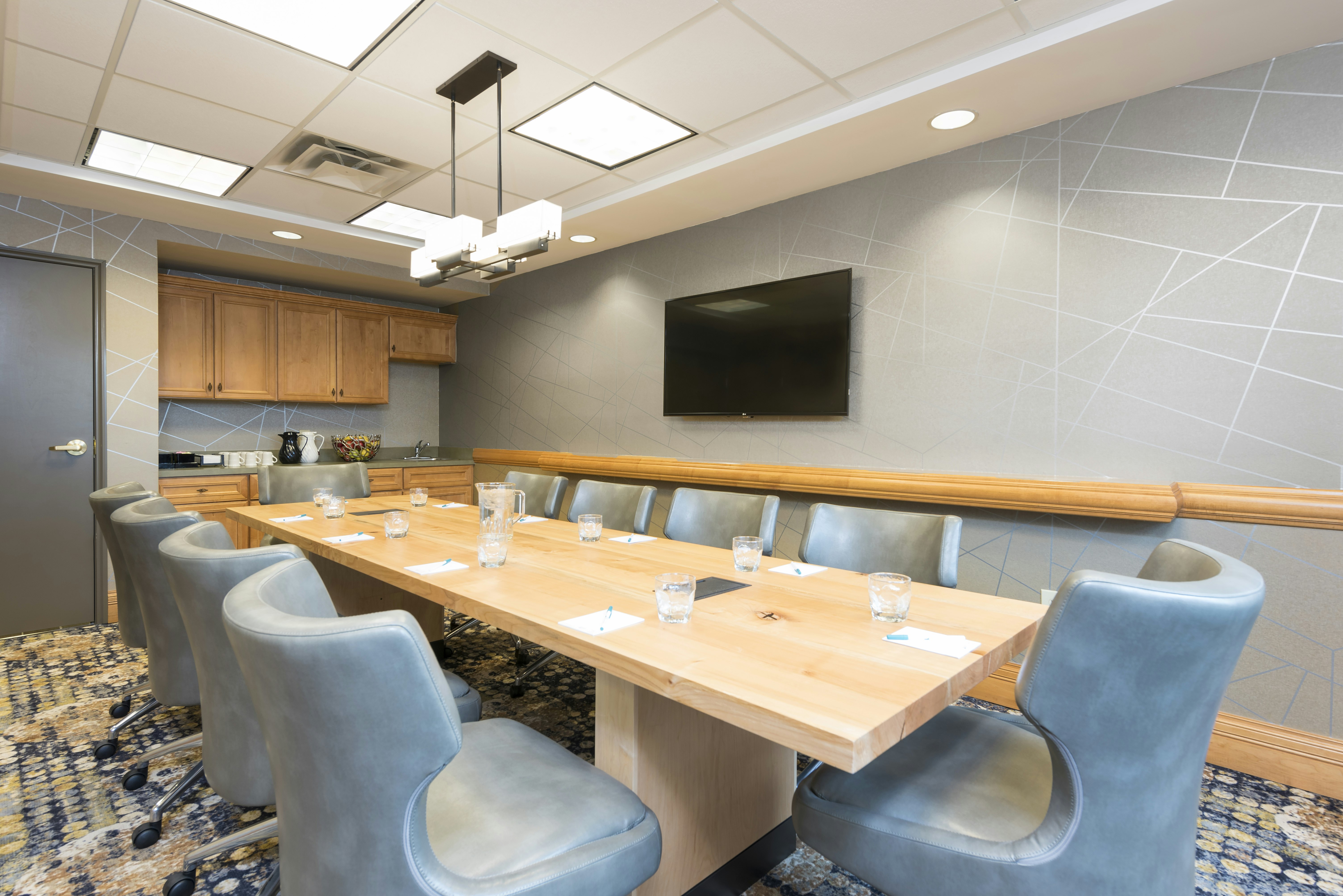 Homewood Suites By Hilton Indianapolis Airport Plainfield 12/17