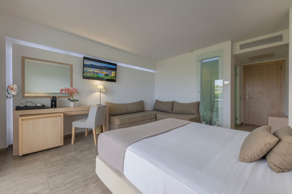 OPEN PLAN, FAMILY