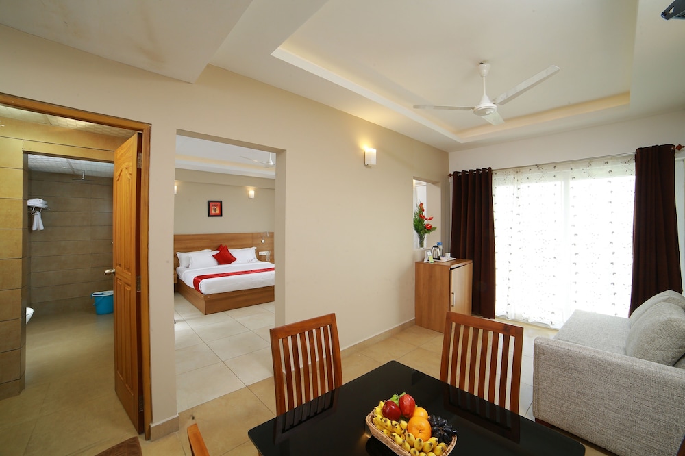 The Munnar Queen 18/33
