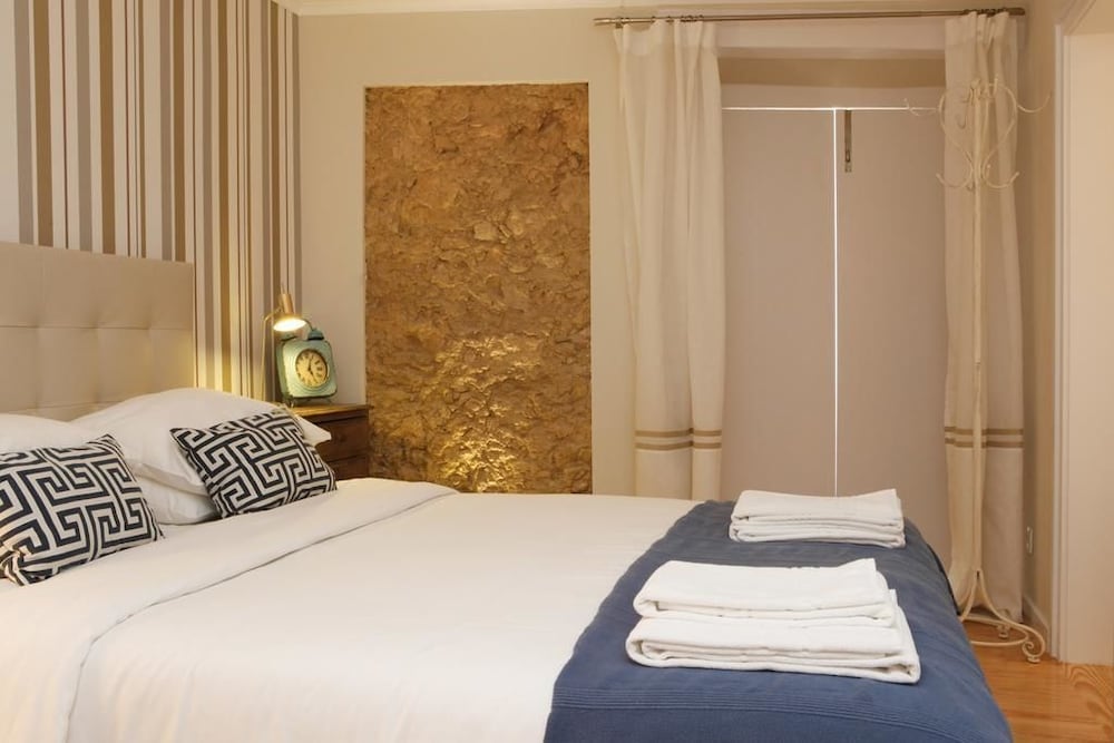Basic, Double Bed