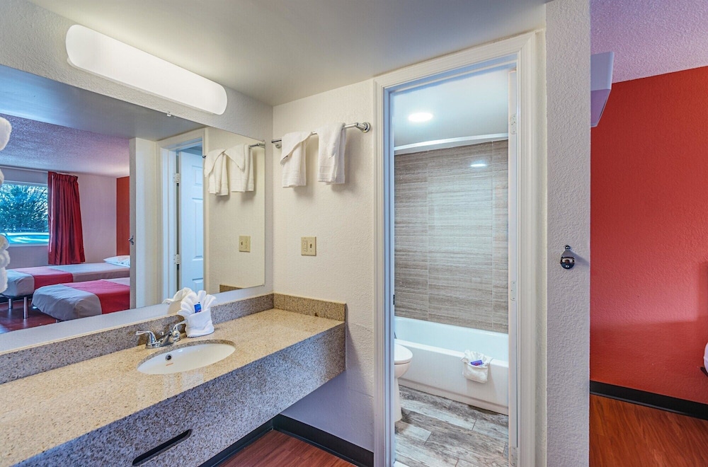 Motel6 Winchester, VA 38/41