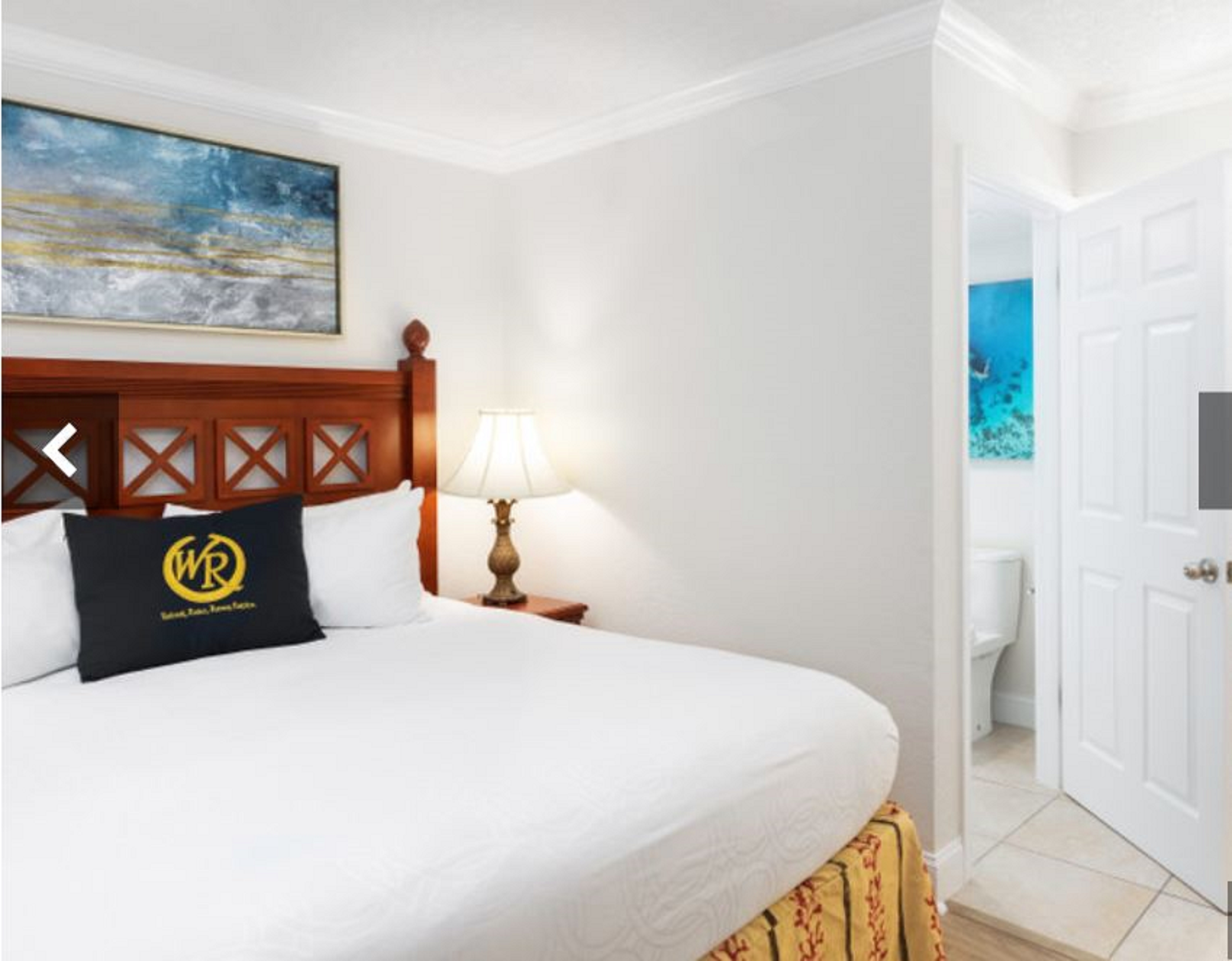 2 Bedrooms, Villa
