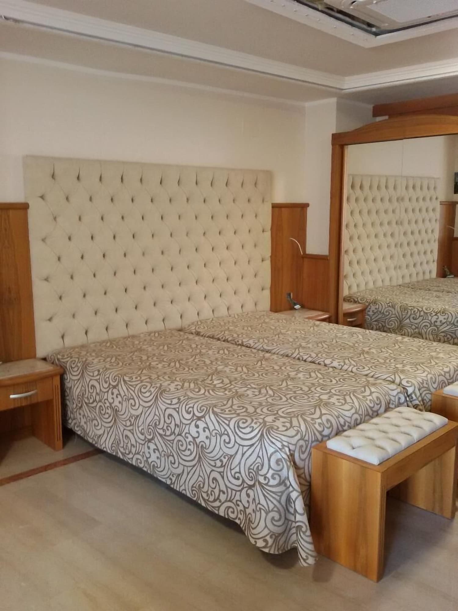 Junior Suite, Double Bed, Pool Access