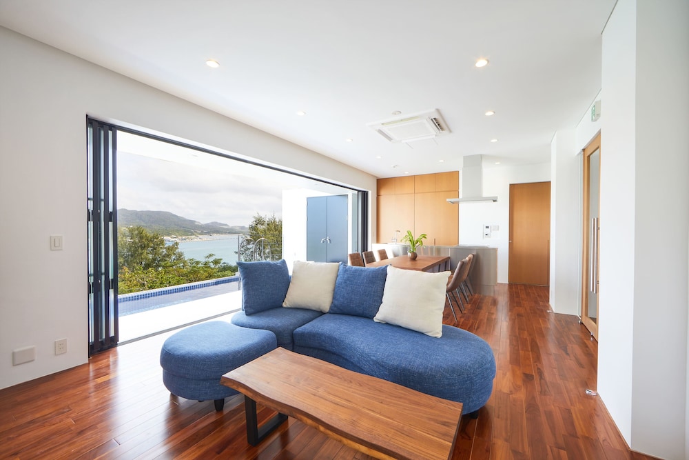 E Horizon Resort Condominium Sesoko 43/50
