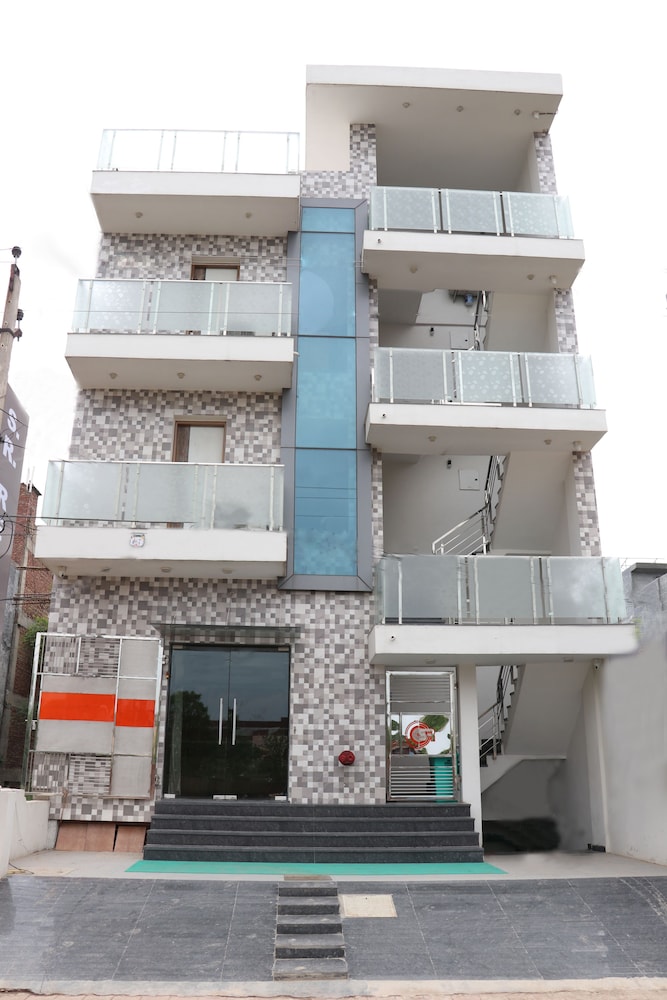 S.R Residency 1/28