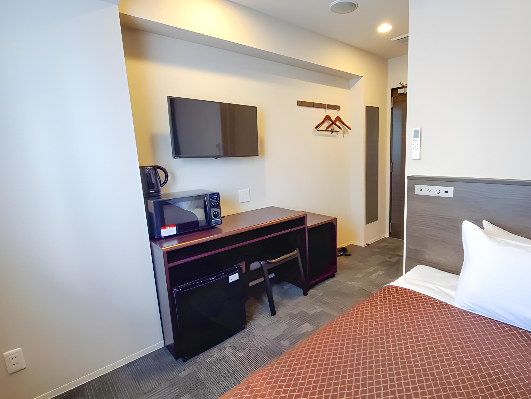 Semi Room, Standard, Semi Double Bed