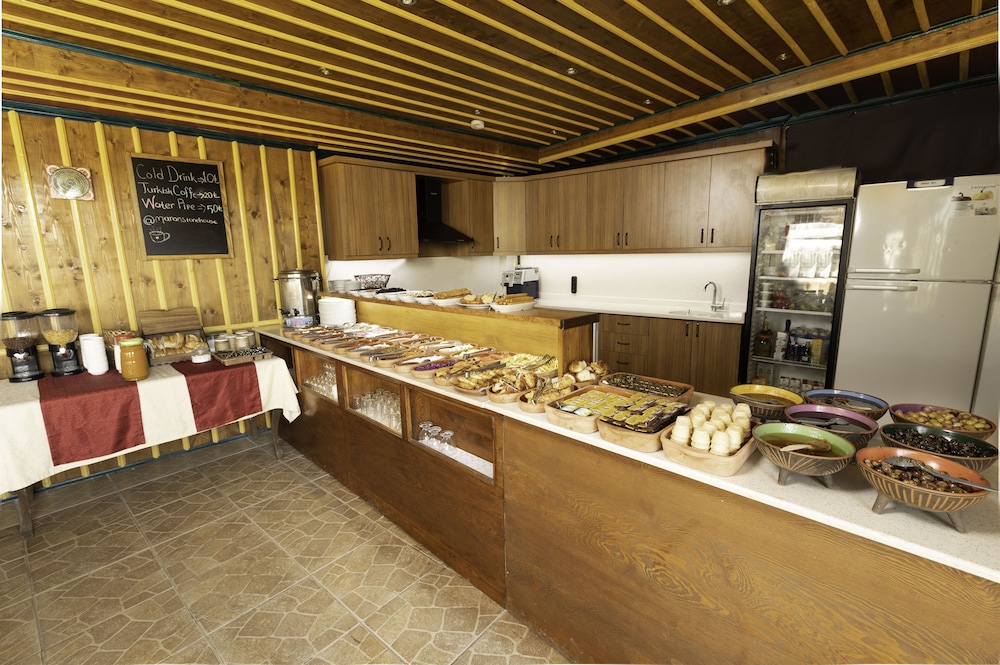 Maron Stone House 5/50