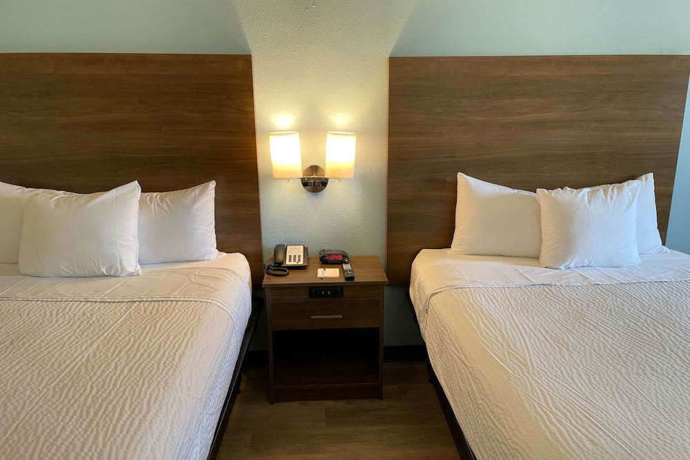 Baymont by Wyndham Biloxi Ocean Springs 30/60