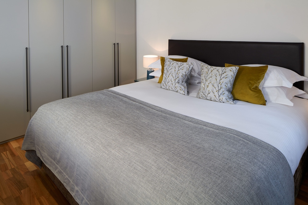 Open Plan, Luxury, Apartment, King Bed