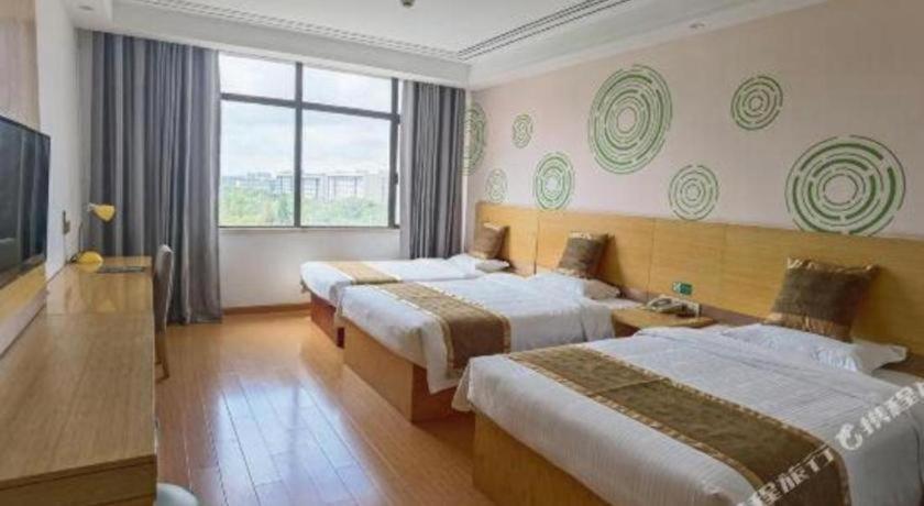GreenTree Inn ShangHai Fengxian District XiaoTang Road Hotel 18/50