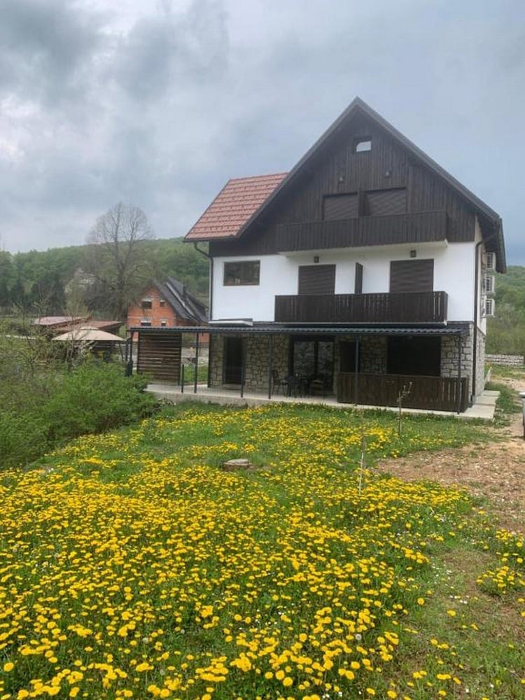 Guesthouse Family Bosnic 33/44