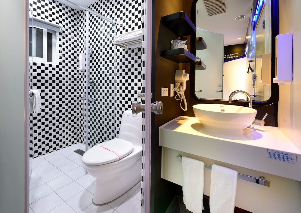 NL Concept Hotel 24/28