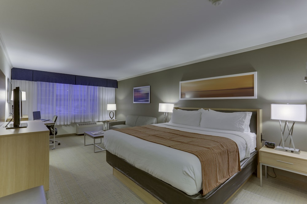 Holiday Inn Spokane Airport 12/52