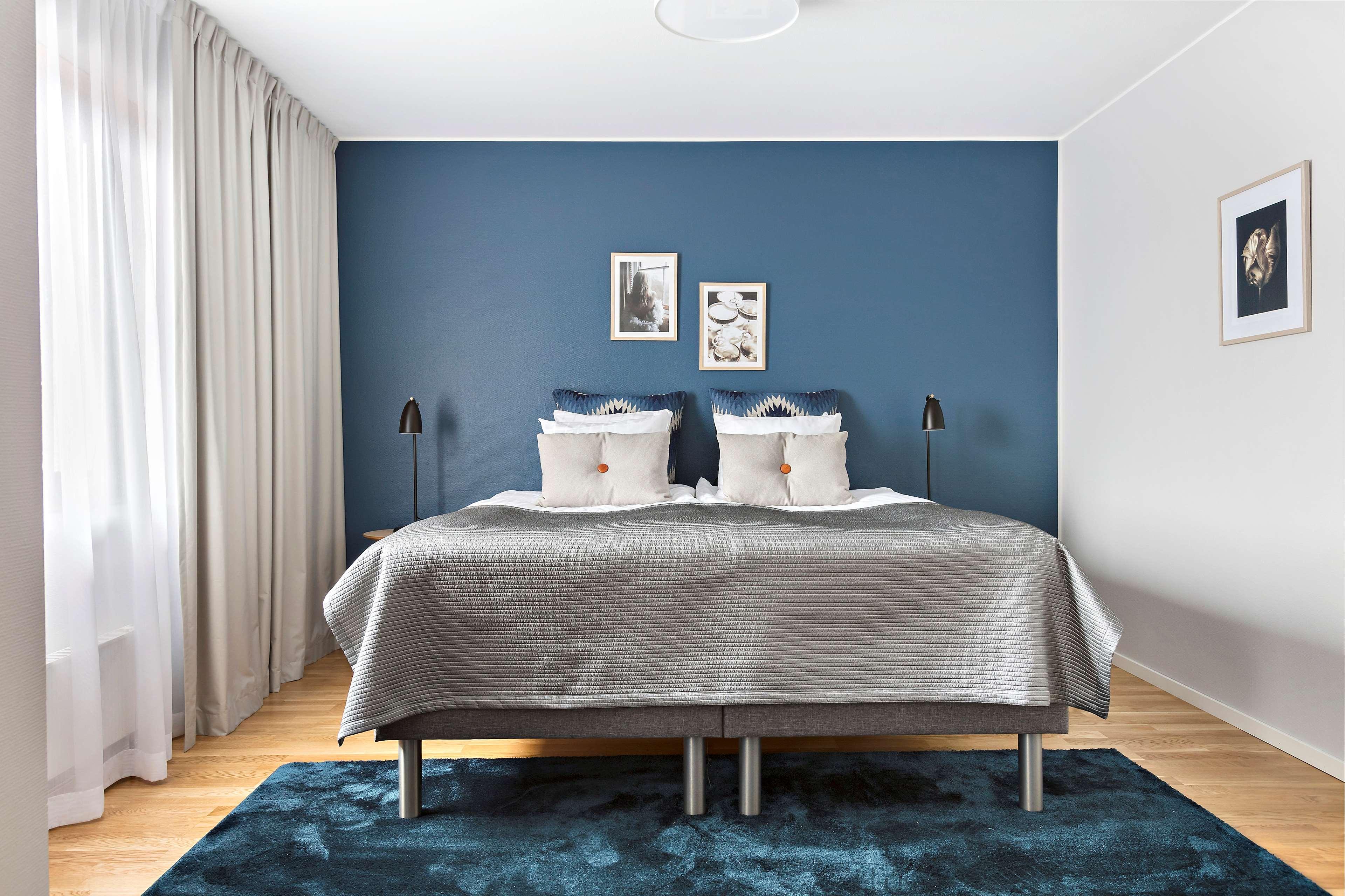 Superior, Triple, King Bed