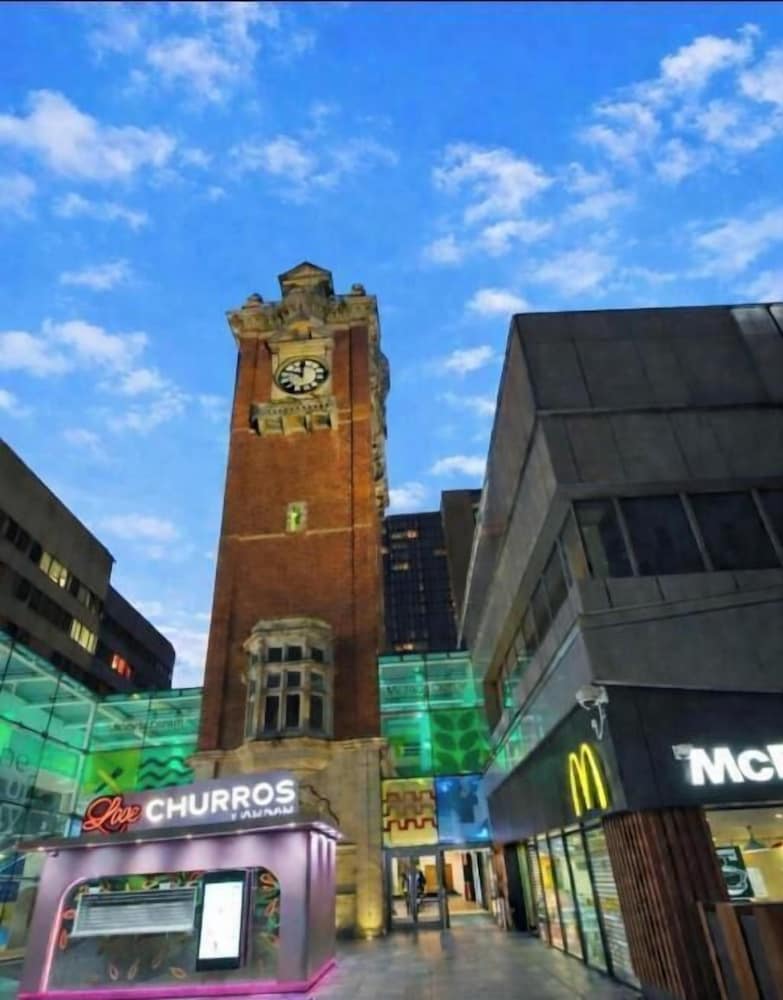 Victoria Centre Apartments &amp; Annexe 6/50