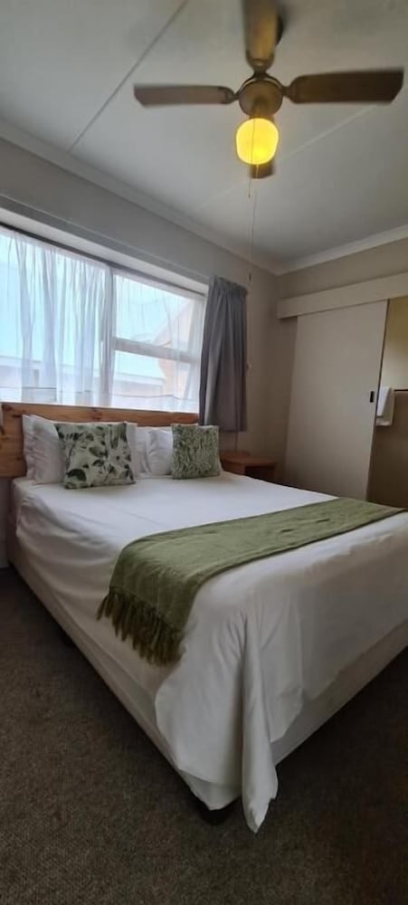 Greystone Guesthouse 7/49