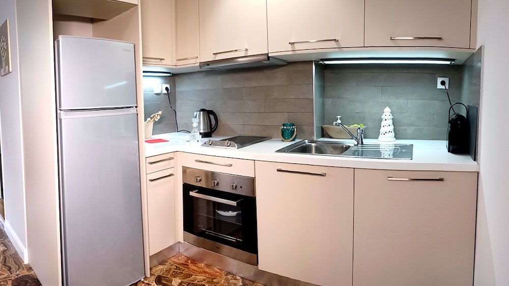 Heraklion Old Port Apartments 6/48