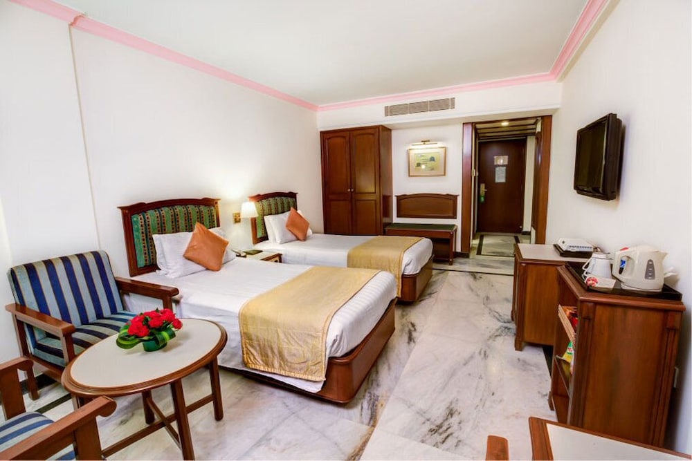 RADHA REGENT 14/59