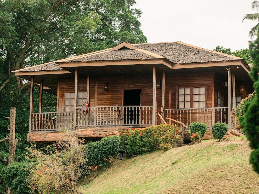 KTM Resort 6/50