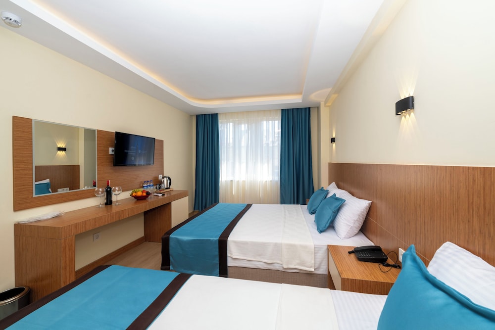 Diamond luxury Hotel 10/37