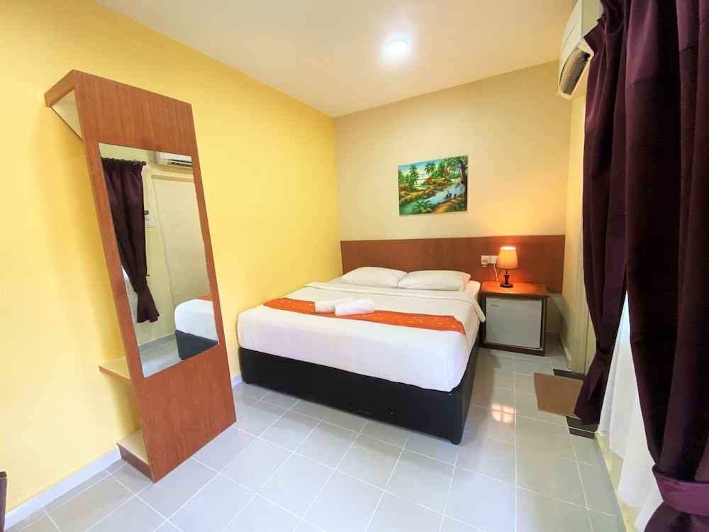 Chenang Inn 33/61