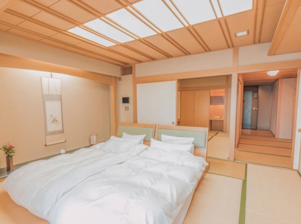 Kappo Ryokan Wakamatsu 13/72