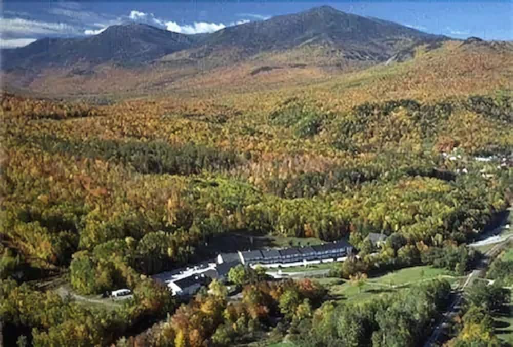 Town and Country Inn and Resort 41/50
