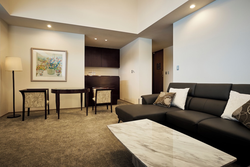 Hakone Hotel 54/72