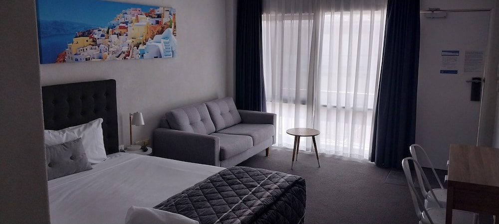 غرفة ديلوكس بسرير كينج، Comfort Inn Commodore Albury 4/6