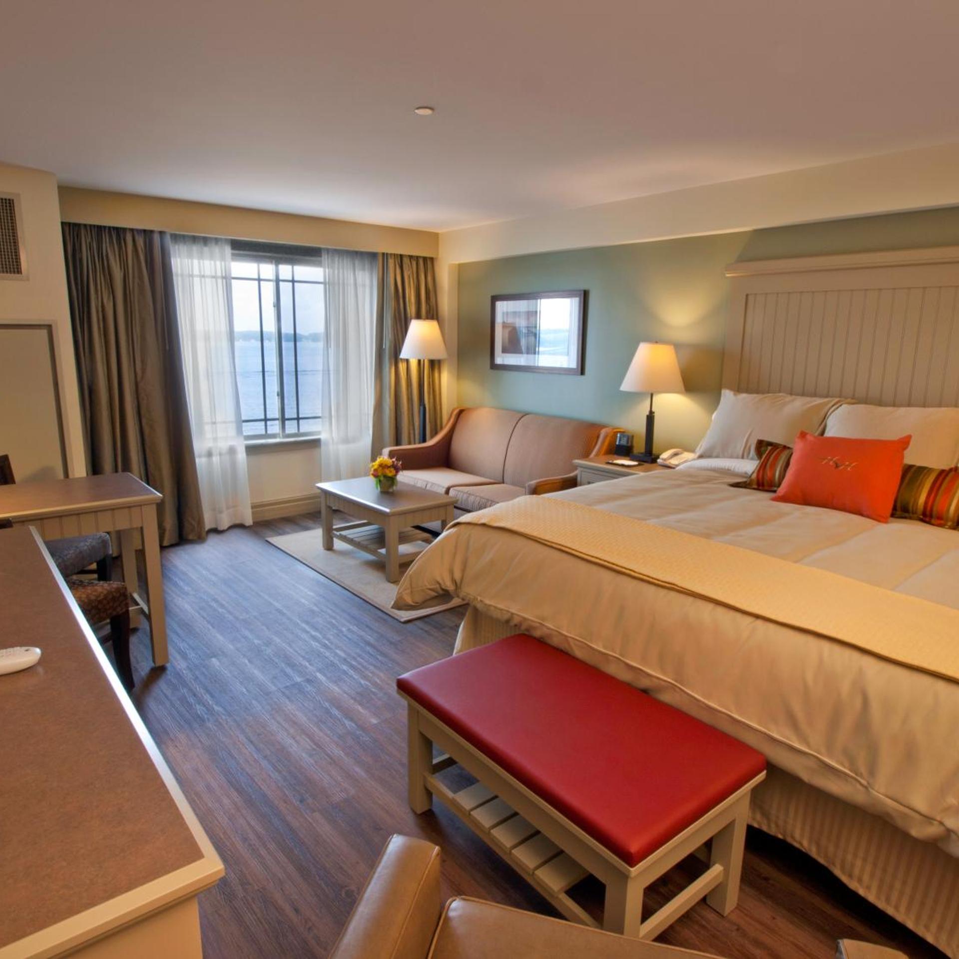 Room, King Bed, River View, Sofa