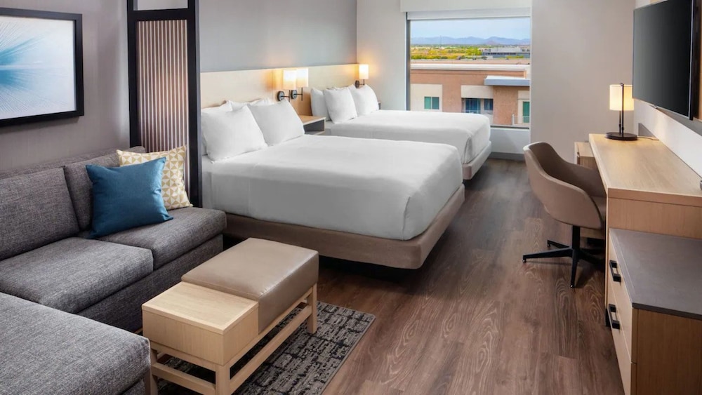 Room, Multiple Beds