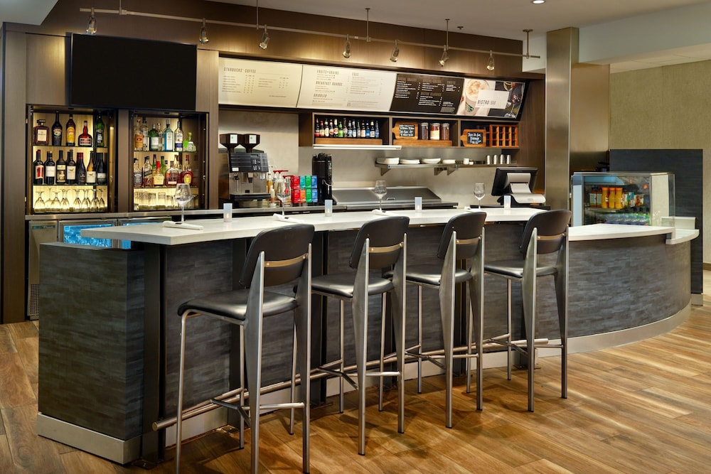 Courtyard By Marriott New Orleans Metairie 29/47