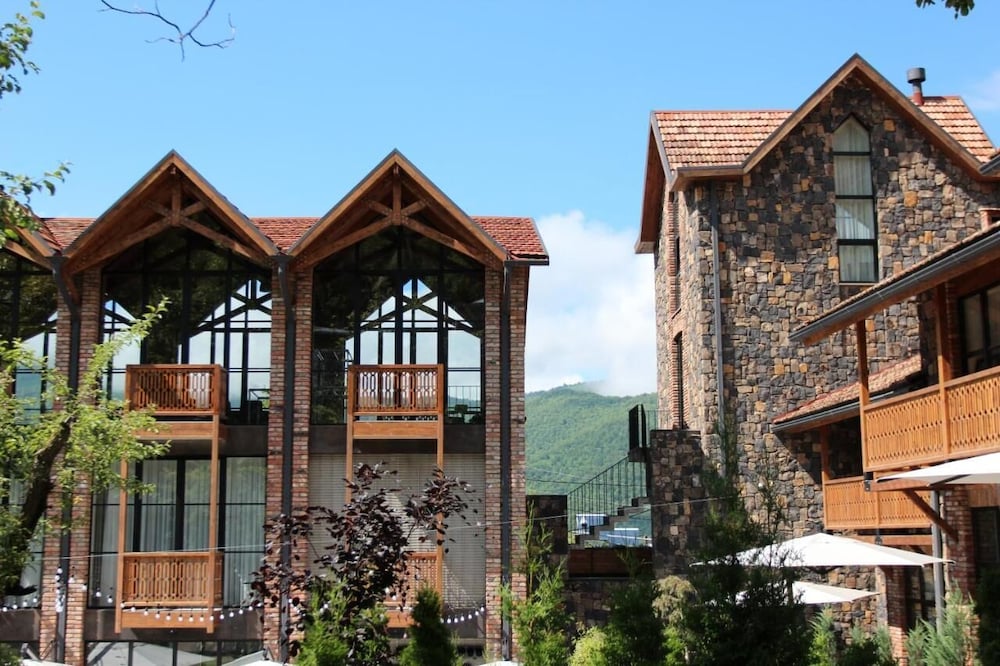 Dilijani Tun in DILIJAN