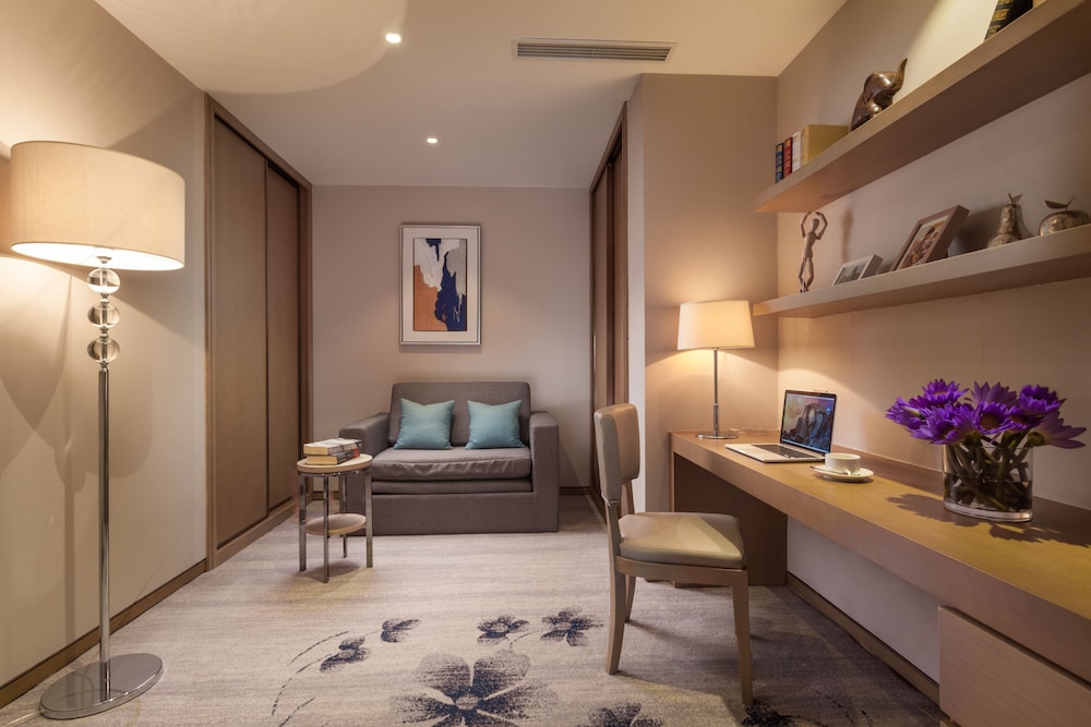 Savills Residence 25/49