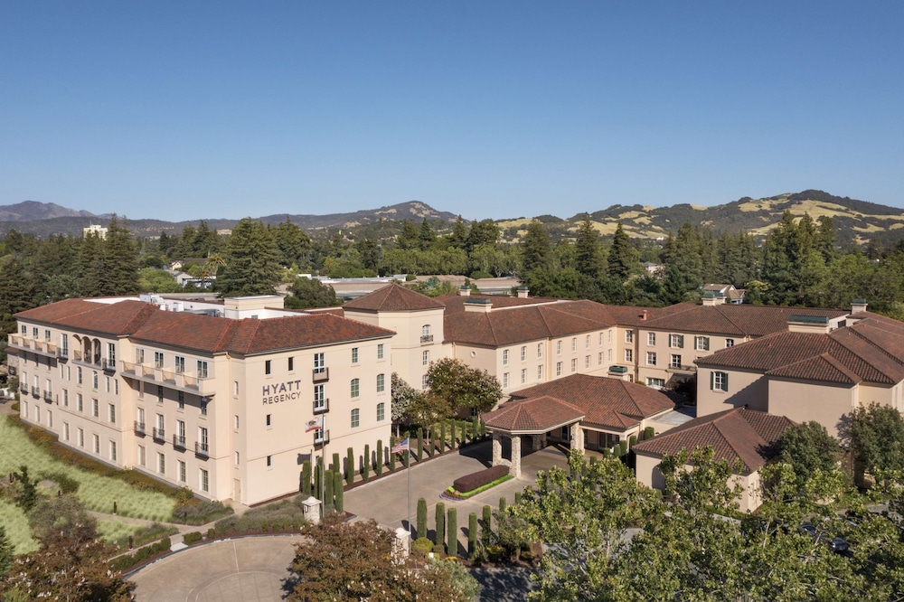 Hyatt Regency Sonoma Wine Country 63/65
