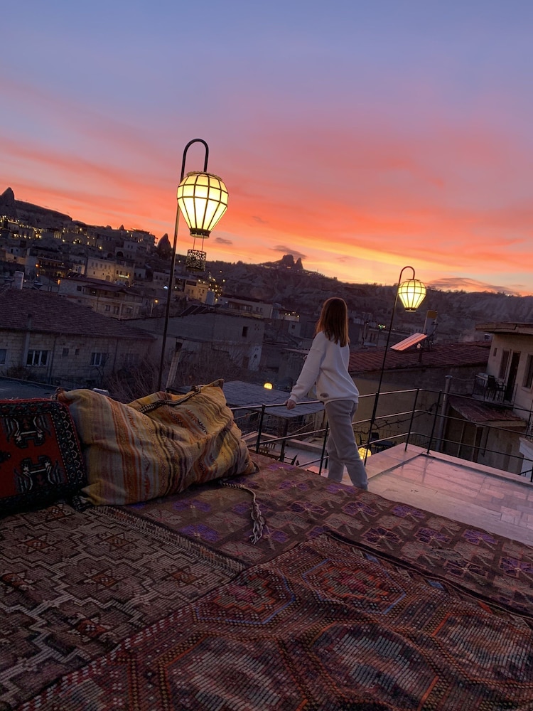 Cappadocia Caves Hotel 48/50