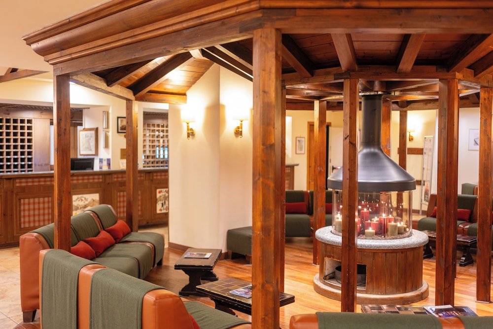 Hotel Alaska Cortina 41/60
