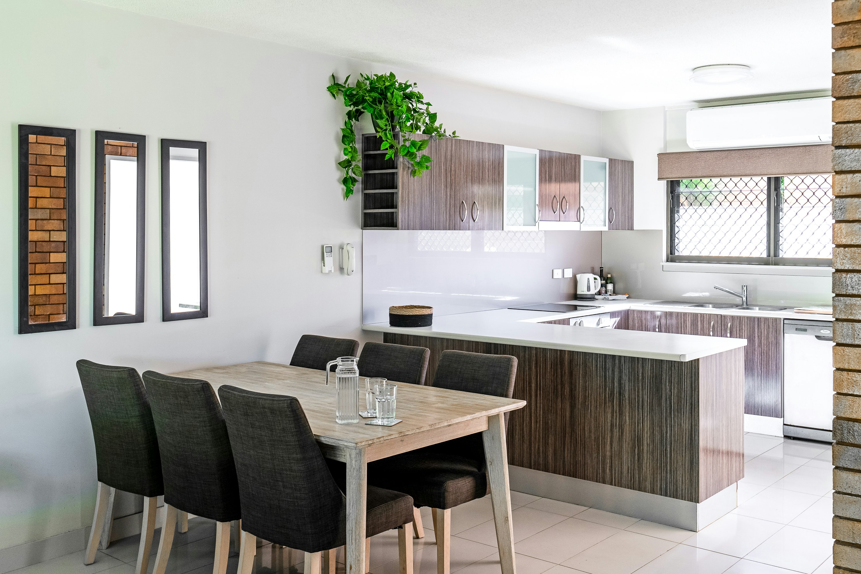 Glen Eden Beach Resort 26/33