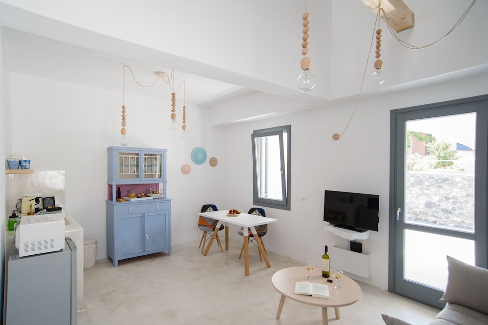 Lagadi Suites 46/67