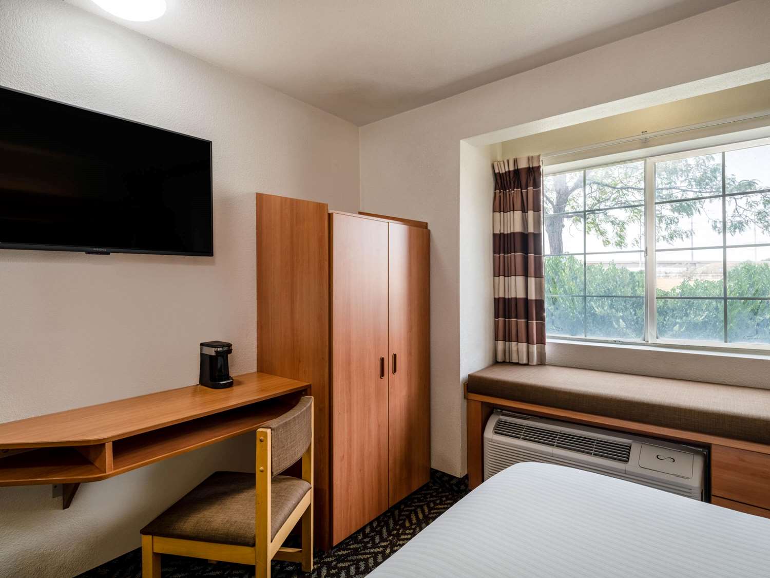 Microtel Inn & Suites By Wyndham Salt Lake City Airport 26/47