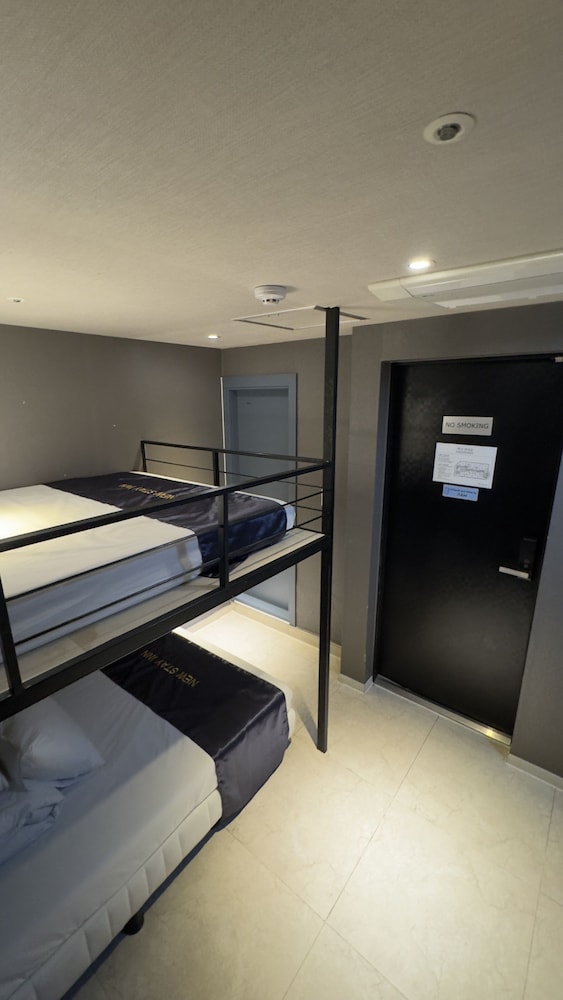 Myeong-Dong New Stay Inn 28/50
