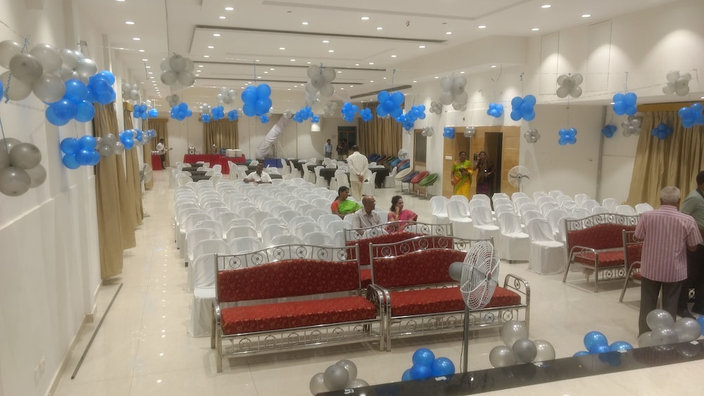 Venky Residency 18/26
