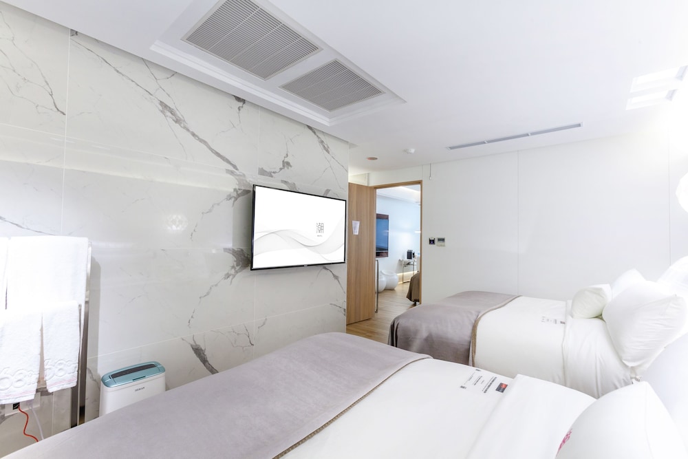 Chao Motel 15/50