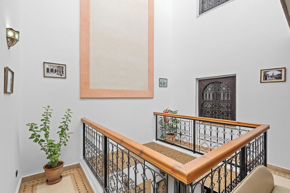 Riad Marwa 12/83